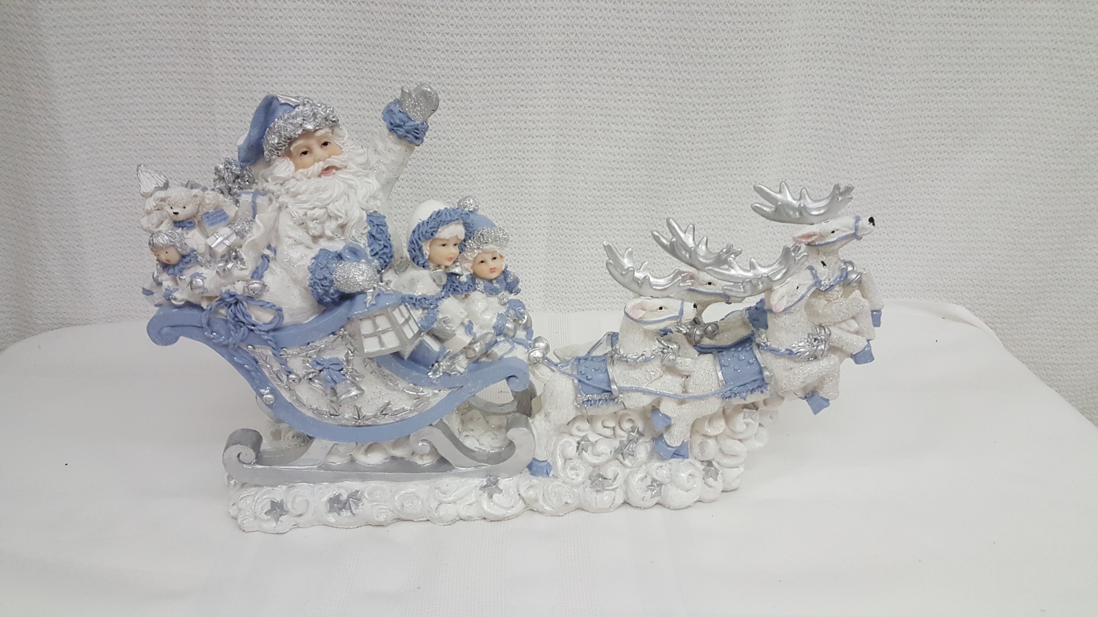 Blue Santa & sleigh