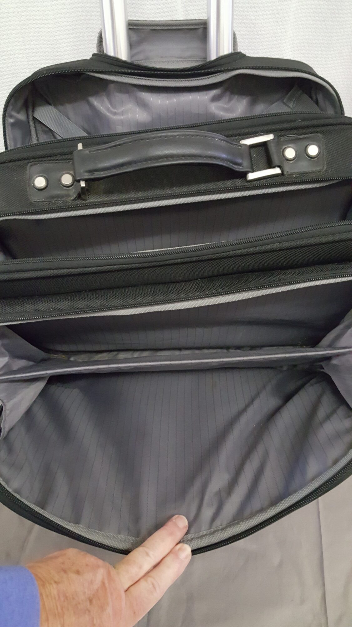 Samsonite Travel Carry On Bag - Image 3