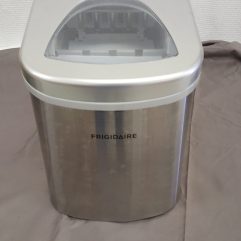 Frigidare Counter Top Ice Maker
