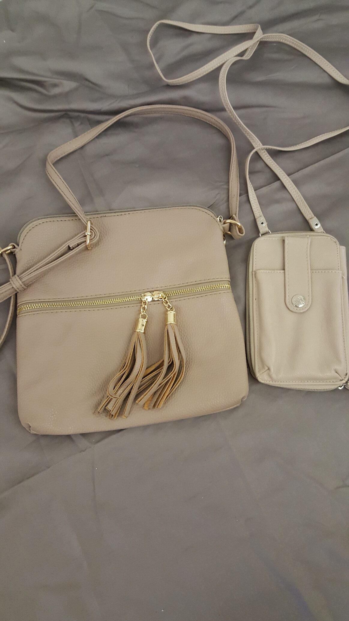 Crossbody purses