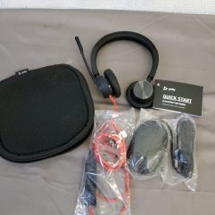 Blackwire computer headset with mouse