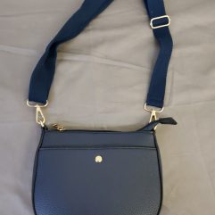Buxton crossbody purse