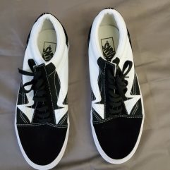 Van's