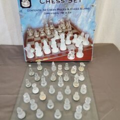 Deluxe Glass Chess Set