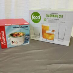 Slow cooker & Glassware