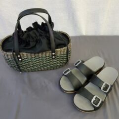 Segundina bag & Dansko sandels