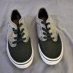 Black youth Vans
