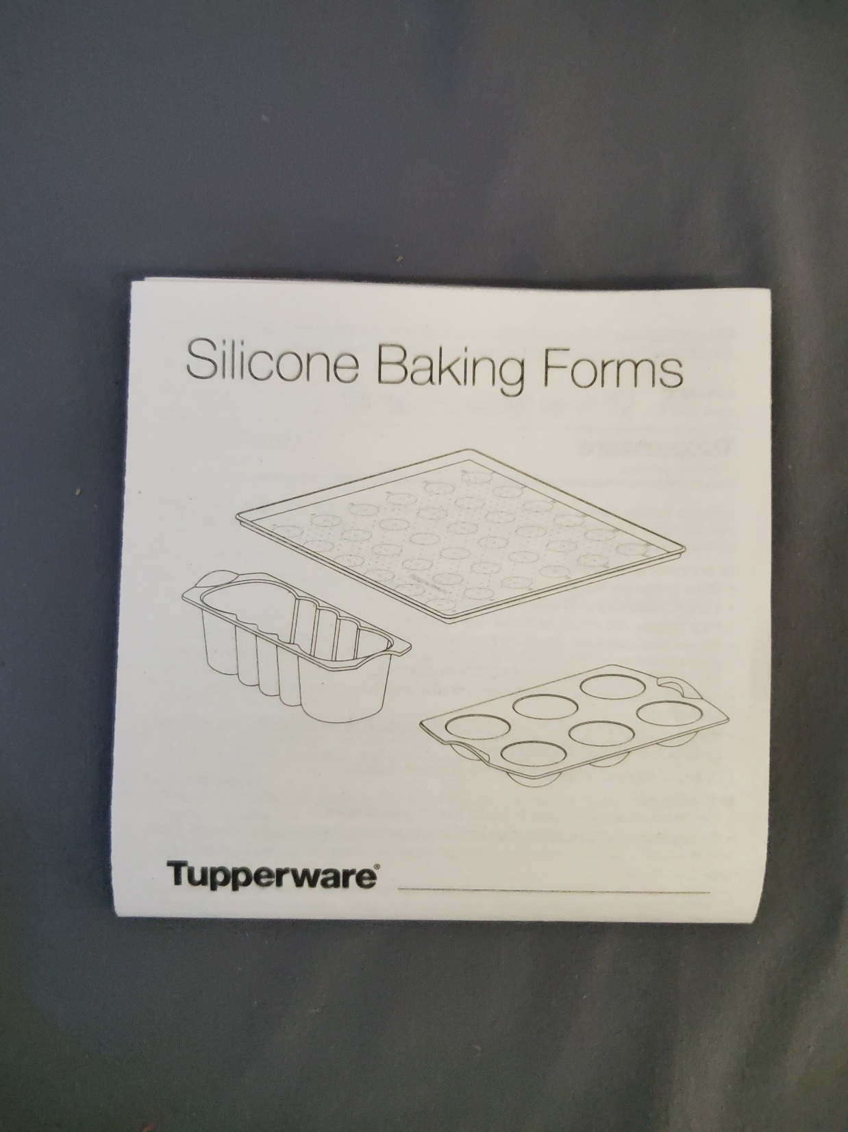 Tupperware Silicone Bakingware - Image 2