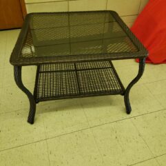 Table / indoor-outdoor