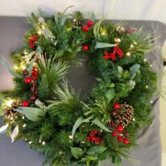 Wreath 26" lighted wreath
