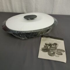 Tupperware Server w/Ladle