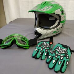 Kids Dirt Bike/ 4 Wheeler Helmet