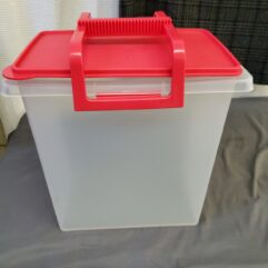 Tupperware Storage Container with Handle