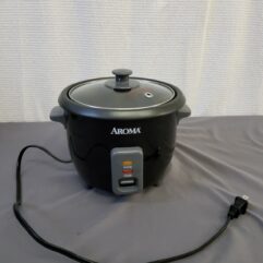 Aroma Rice Cooker and More. - new