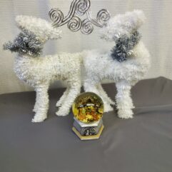 Deer and Snow Globe wind up music
